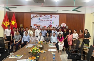 HTX NẤM TAM ĐẢO HỢP TÁC VỚI TRƯỜNG ĐẠI HỌC SƯ PHẠM HÀ NỘI TRONG ĐÀO TẠO VÀ TUYỂN DỤNG SINH VIÊN NGÀNH SINH HỌC