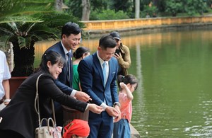 Lễ dâng hương tại Di tích Phủ Chủ Tịch chào mừng Quốc Khánh mừng 2 tháng 9.