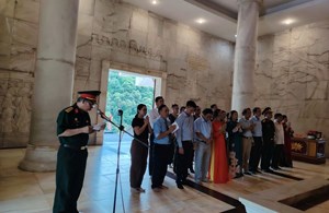 TRI ÂN MẸ VIỆT NAM ANH HÙNG VÀ CÁC GIA ĐÌNH CHÍNH SÁCH NHÂN KỶ NIỆM 80 NĂM QUỐC KHÁNH MÙNG 2 THÁNG 9. 